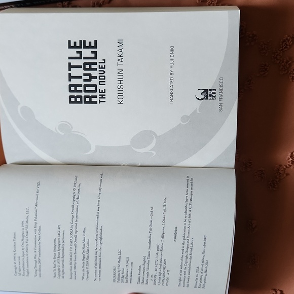 Battle Royale Novel and Manga - Picture 3 of 4